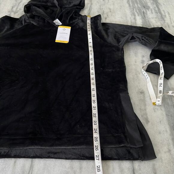 Black Velour Plush Hooded Pullover Top Woman Size Medium NWT - Picture 9 of 10